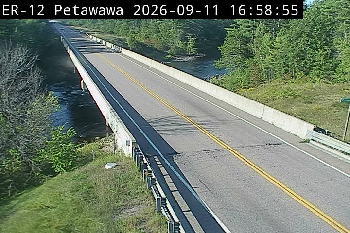 highway-17-at-petawawa-river-bridge-1789146380.jpg