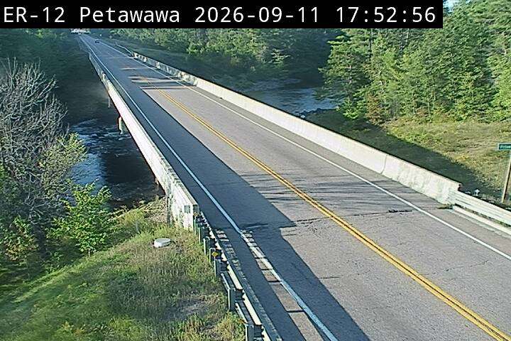 highway-17-at-petawawa-river-bridge-1789150144.jpg