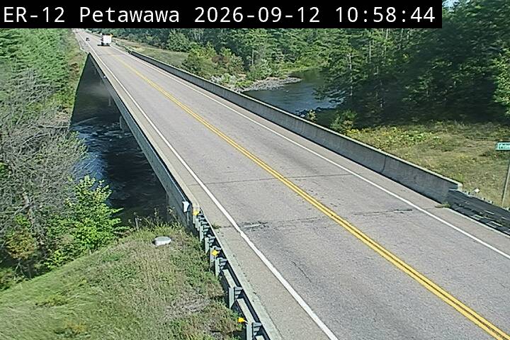 highway-17-at-petawawa-river-bridge-1789210942.jpg