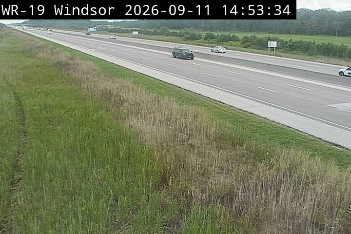 highway-401-near-concession-road-10-1789139025.jpg
