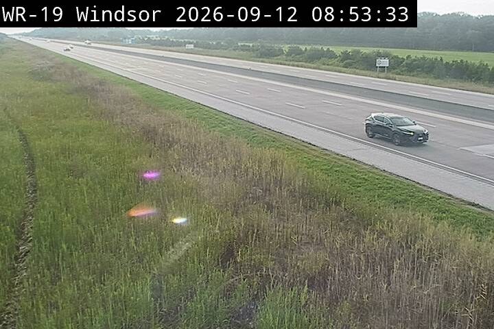 highway-401-near-concession-road-10-1789203871.jpg