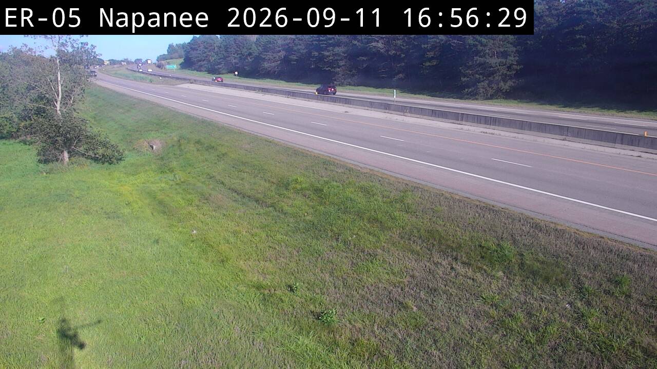 highway-401-at-palace-road-1789146373.jpg