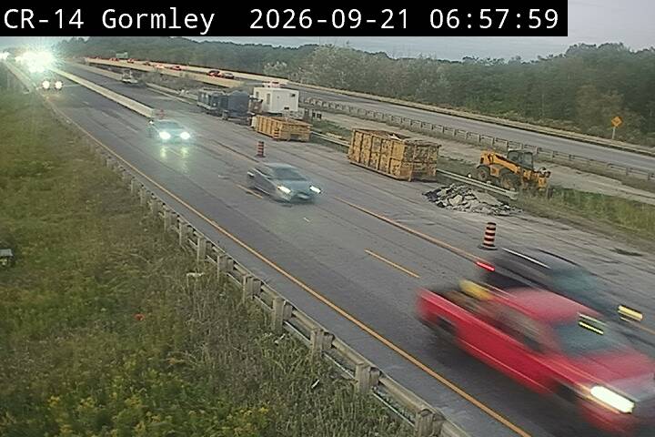 highway-404-near-bloomington-road-1789974295.jpg