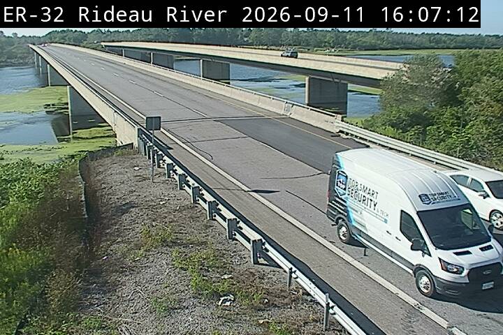 highway-416-near-rideau-river-1789146373.jpg