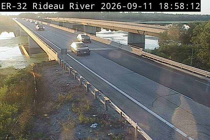 highway-416-near-rideau-river-1789153527.jpg