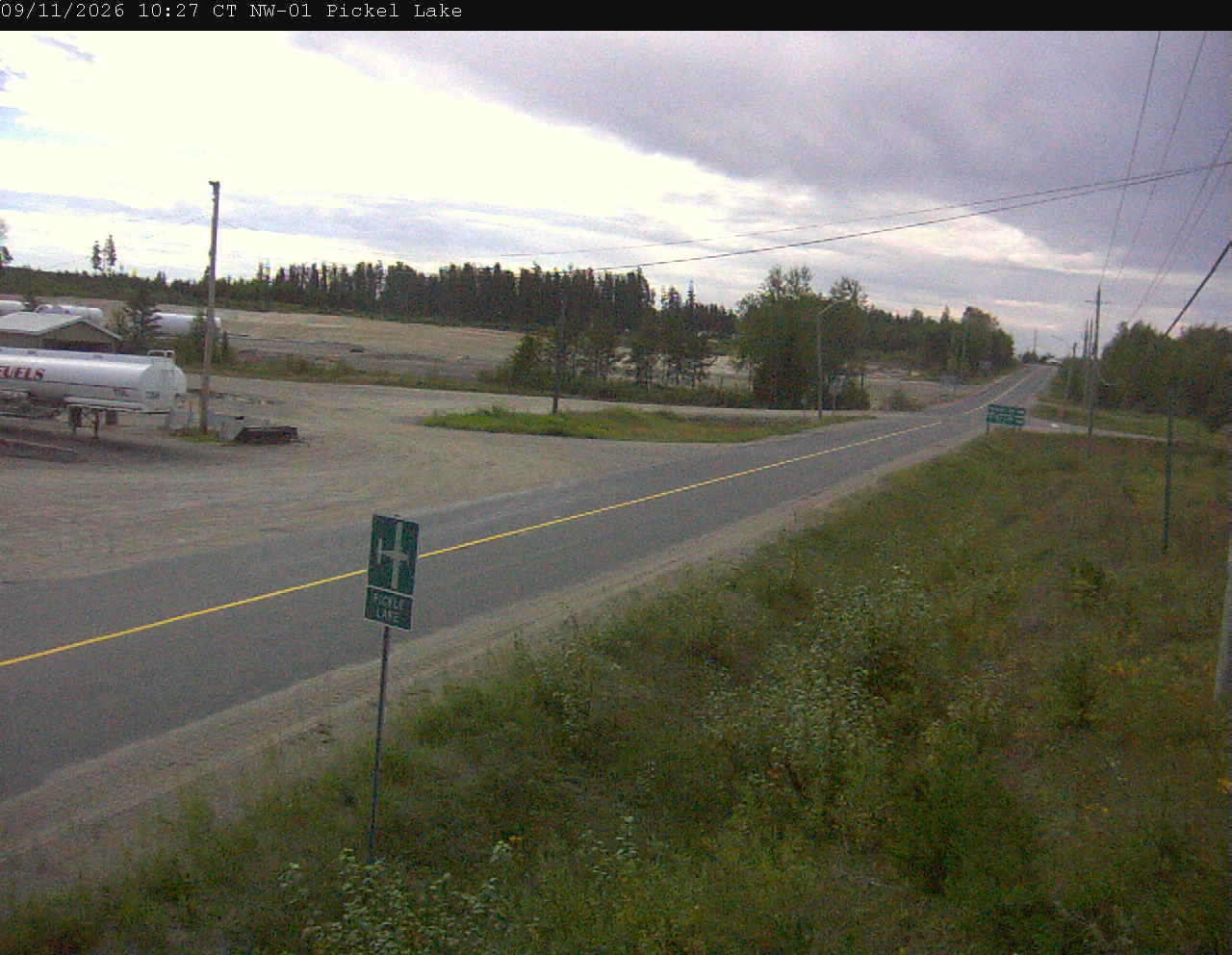 highway-599-near-pickle-lake-1789131922.jpg