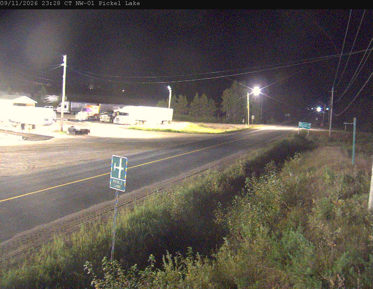 highway-599-near-pickle-lake-1789178652.jpg