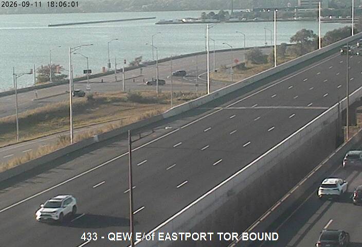 qew-east-of-eastport-drive-toronto-bound-1789150135.jpg