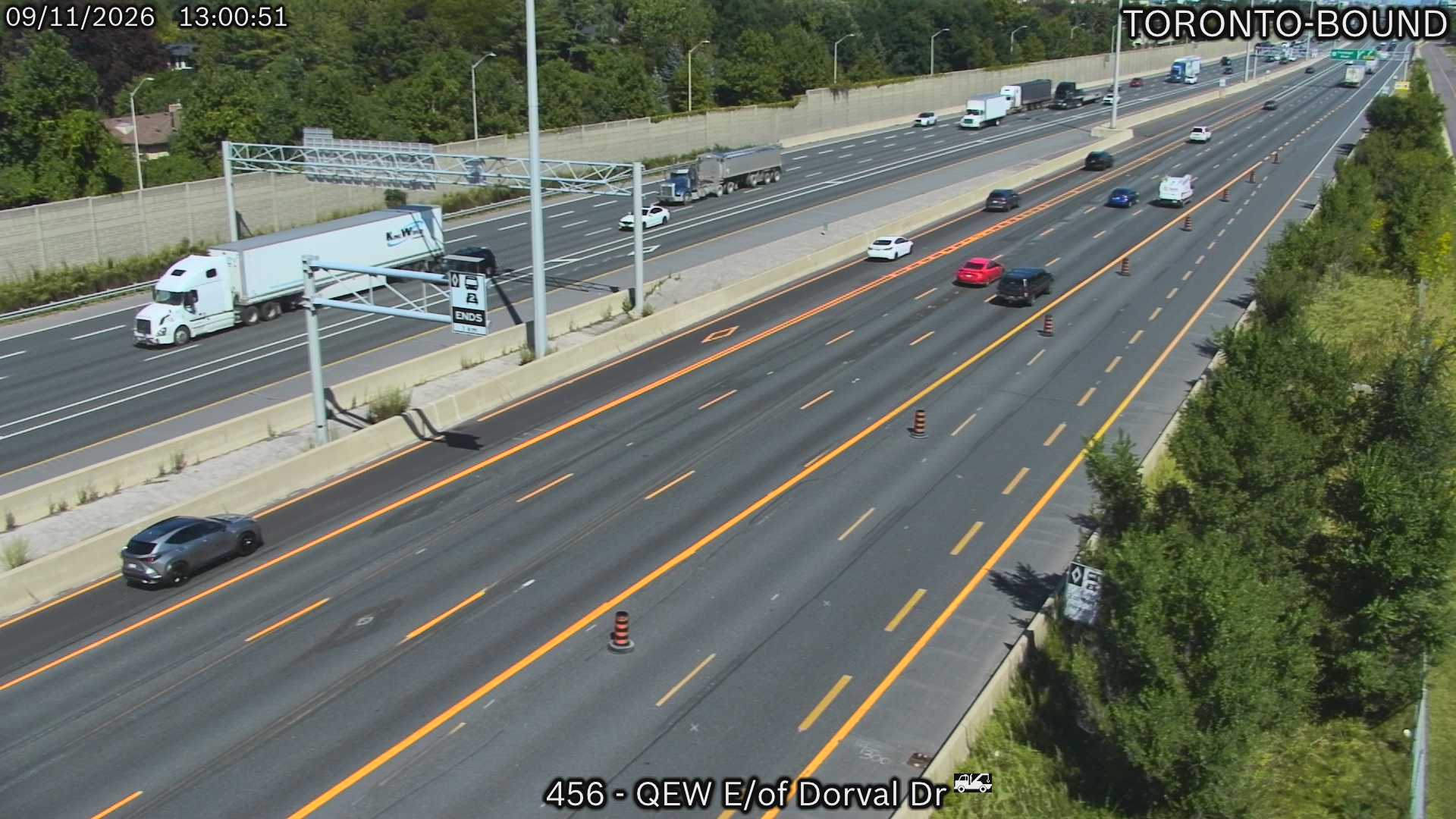 qew-east-of-dorval-drive-1789131917.jpg