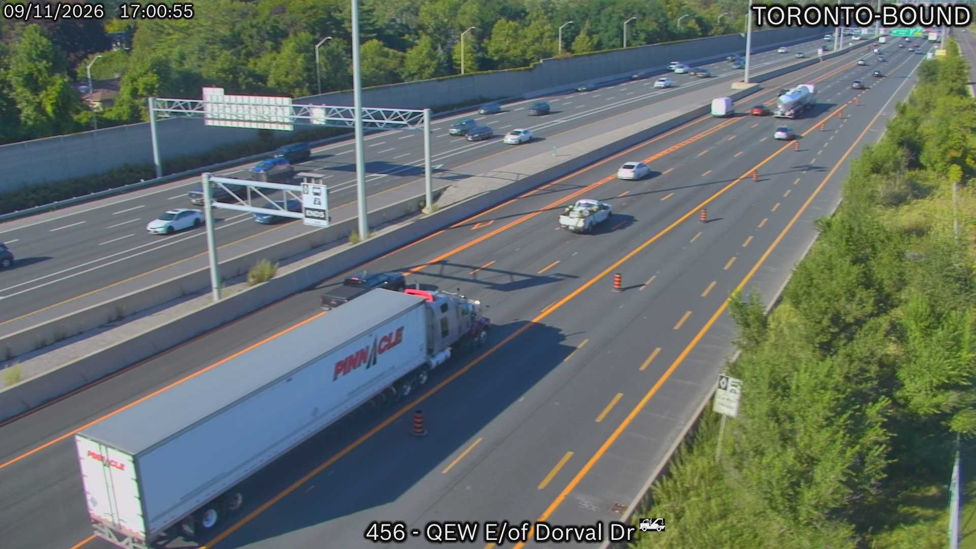 qew-east-of-dorval-drive-1789146365.jpg