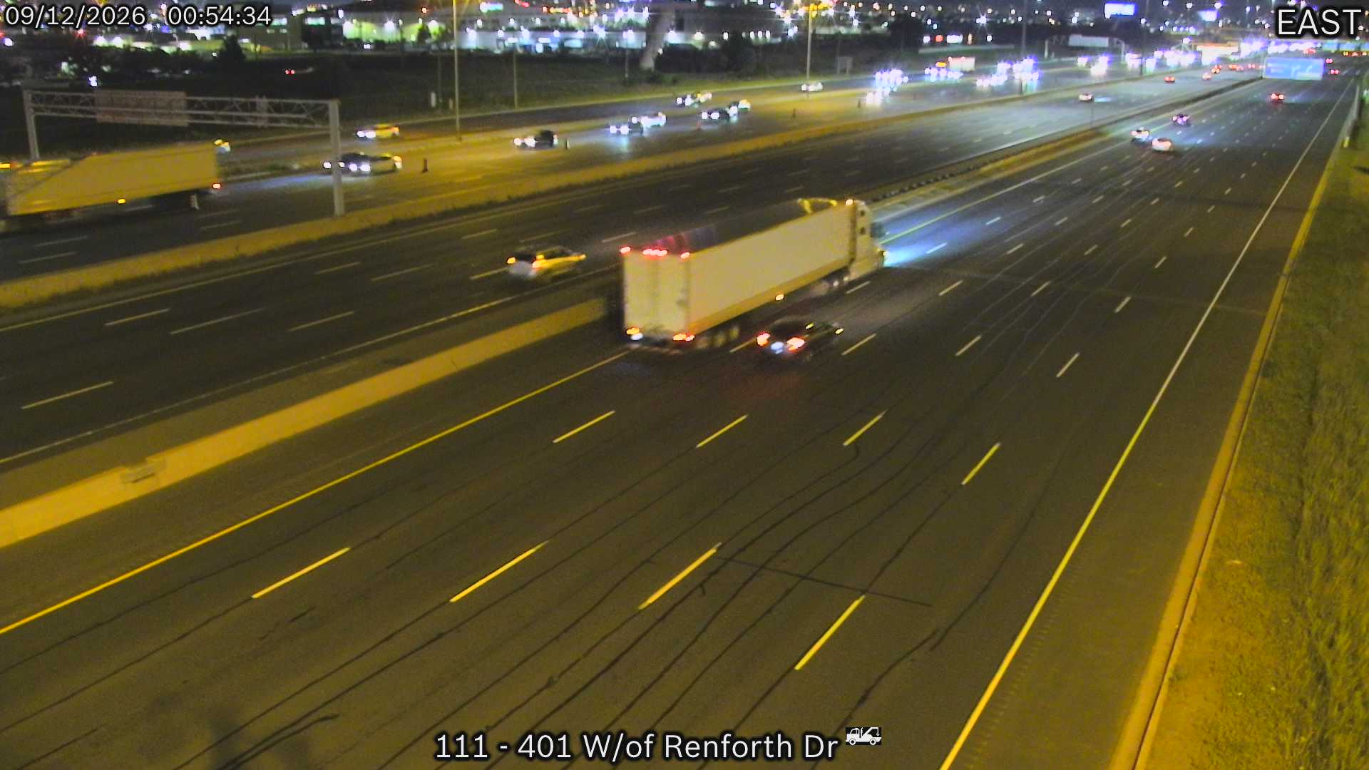 highway-401-west-of-renforth-drive-1789175016.jpg