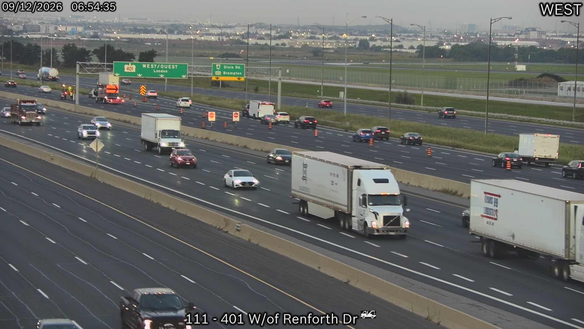 highway-401-west-of-renforth-drive-1789196586.jpg