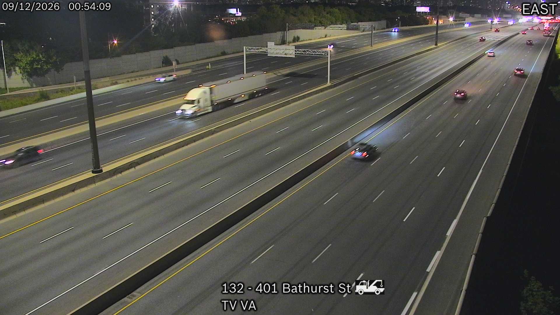 highway-401-near-bathurst-street-1789175062.jpg