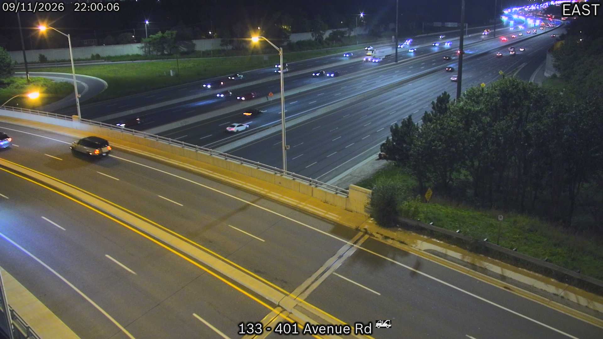 highway-401-near-avenue-road-1789164386.jpg