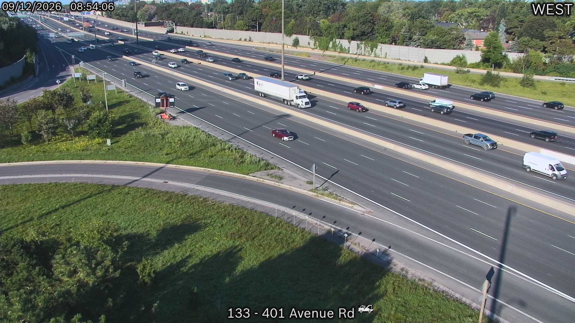 highway-401-near-avenue-road-1789203861.jpg