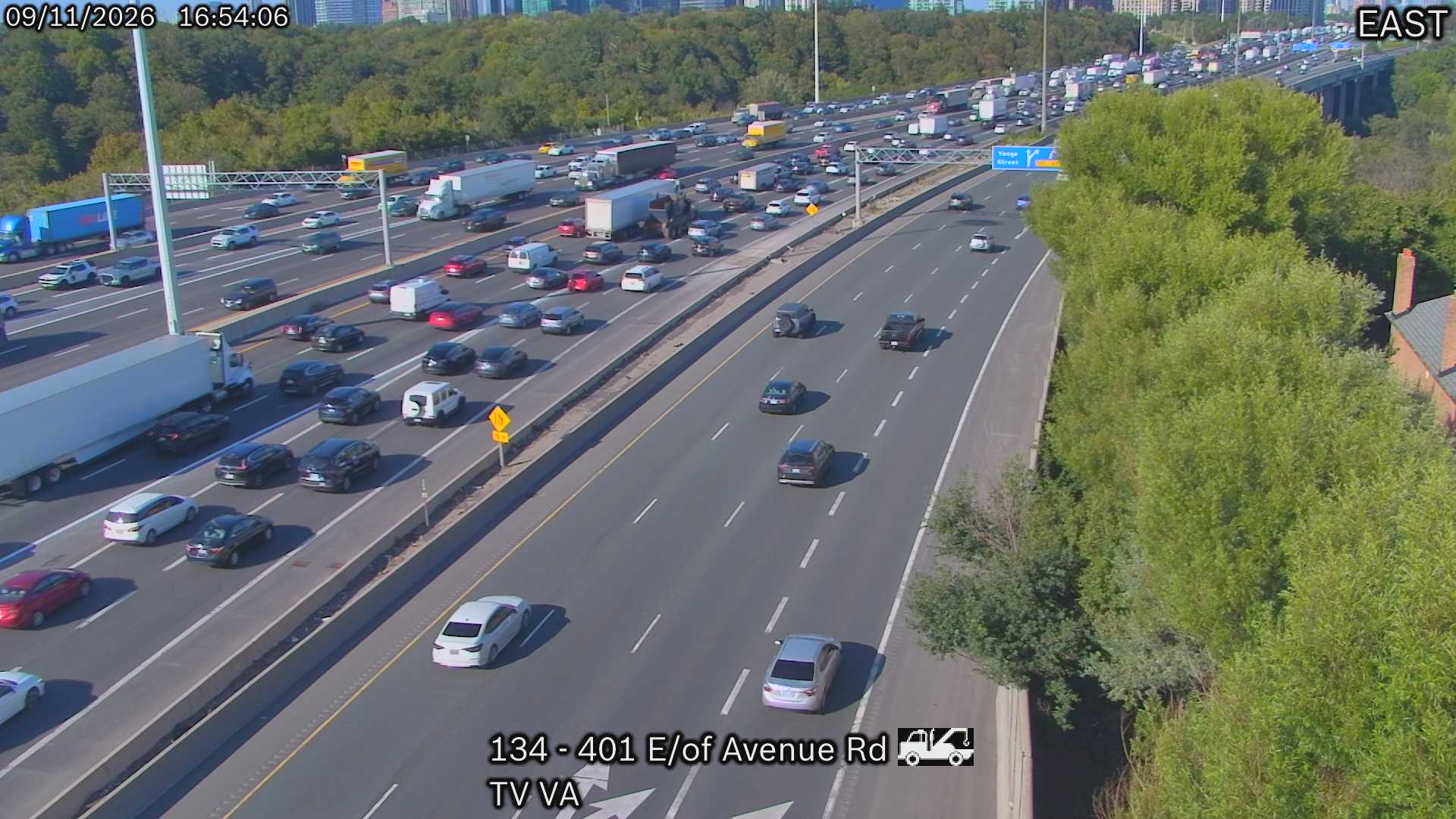 highway-401-east-of-avenue-road-1789146354.jpg