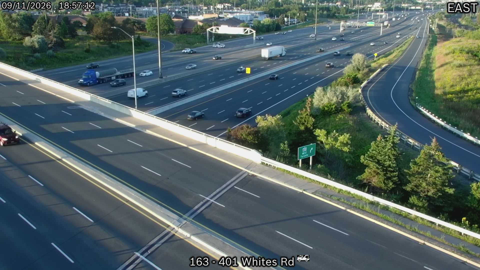 highway-401-near-whites-road-1789153502.jpg