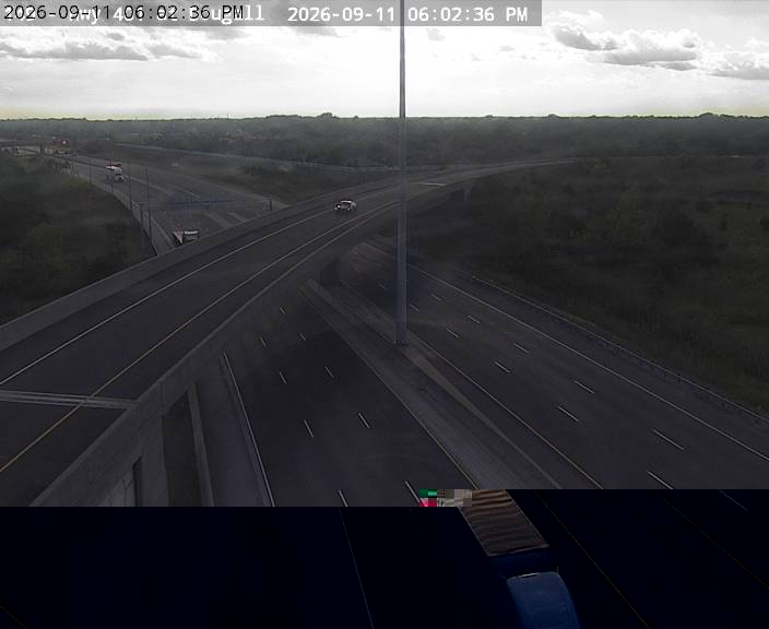 highway-401-at-dougall-parkway-1789150083.jpg