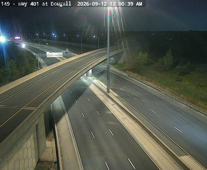 highway-401-at-dougall-parkway-1789171550.jpg