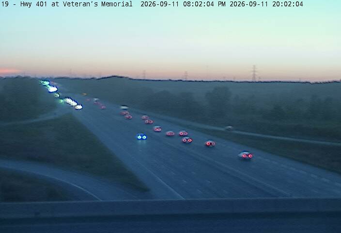 highway-401-near-veterans-memorial-pkwy-1789157154.jpg