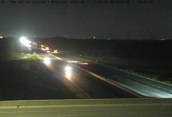 highway-401-near-veterans-memorial-pkwy-1789167833.jpg
