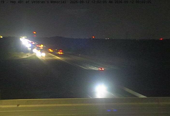 highway-401-near-veterans-memorial-pkwy-1789171547.jpg