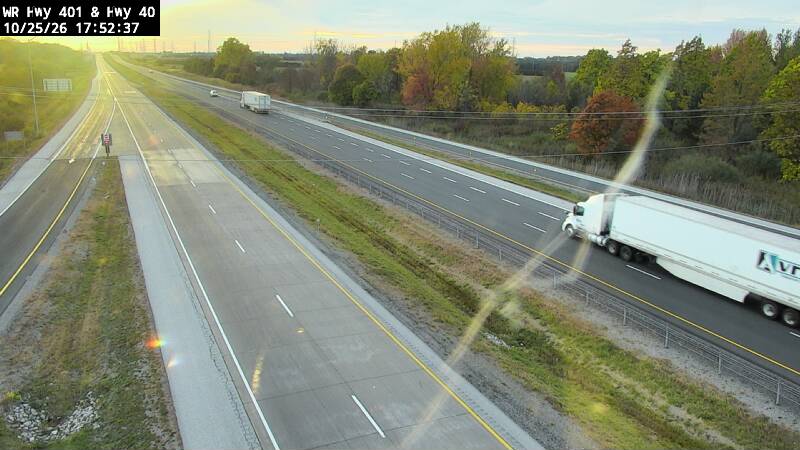 highway-401-at-highway-40-1792951406.jpg
