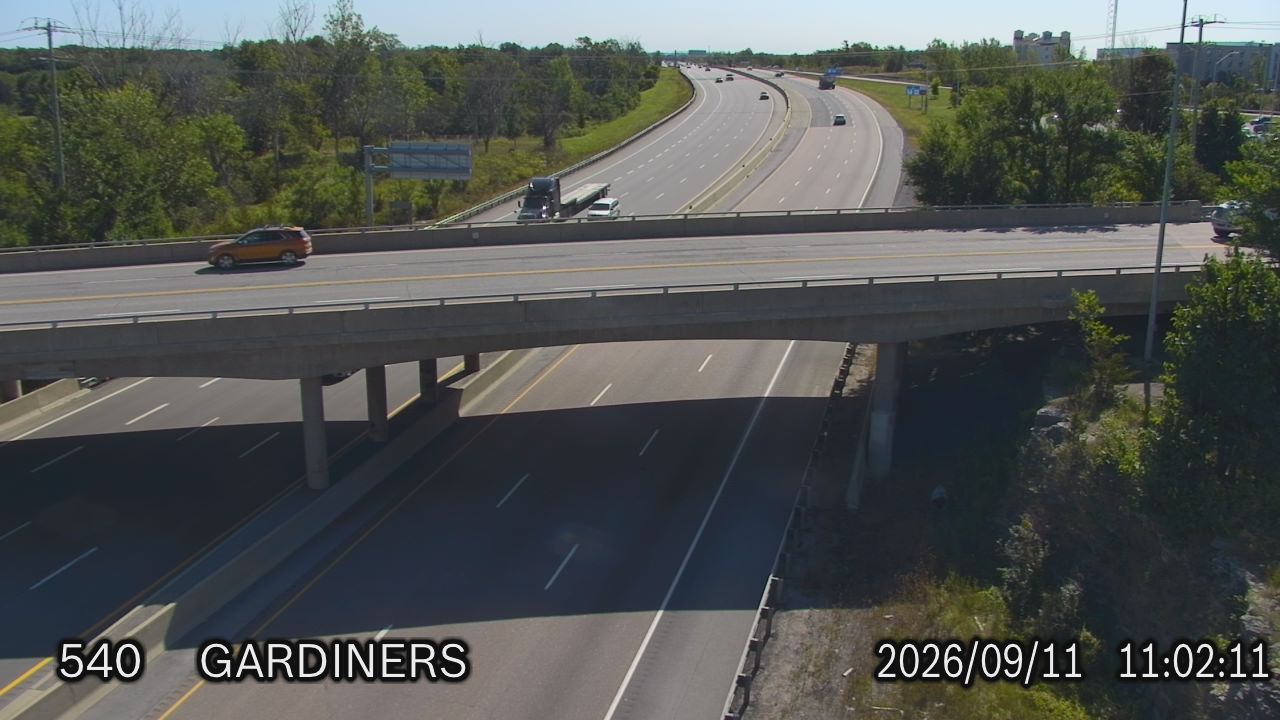 highway-401-and-gardiners-road-1789124664.jpg