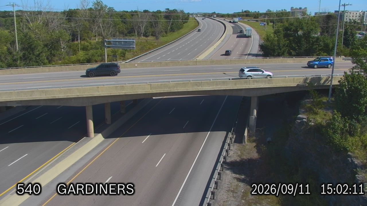 highway-401-and-gardiners-road-1789139008.jpg