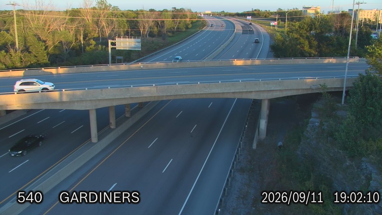 highway-401-and-gardiners-road-1789153485.jpg