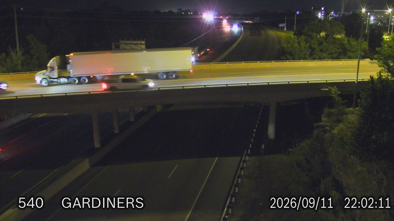 highway-401-and-gardiners-road-1789164297.jpg