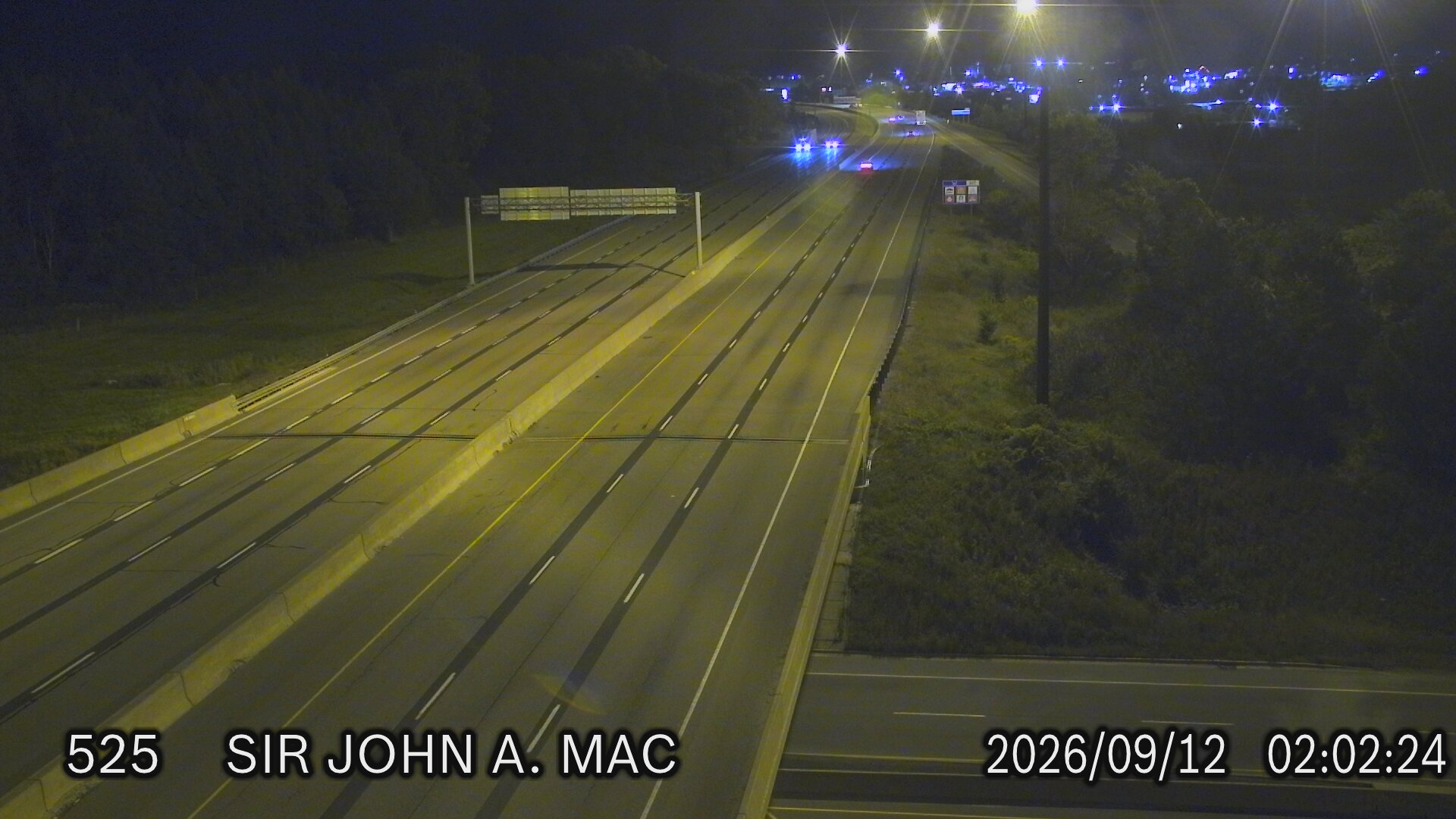 highway-401-and-sir-john-macdonald-boulevard-1789178600.jpg
