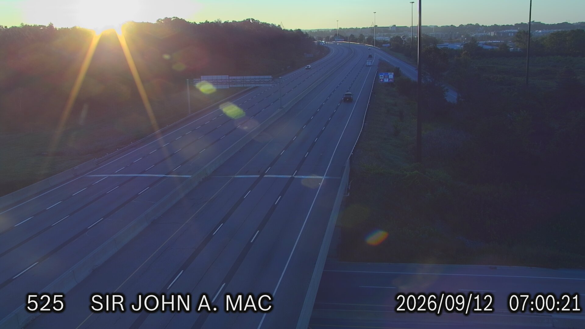highway-401-and-sir-john-macdonald-boulevard-1789196575.jpg