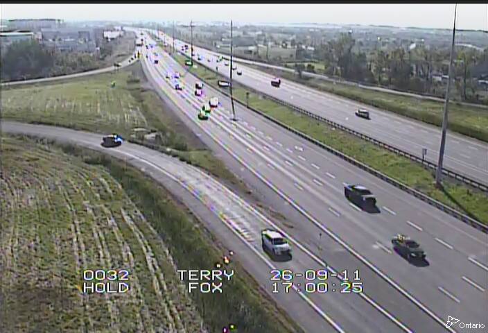 highway-417-near-terry-fox-drive-1789146290.jpg