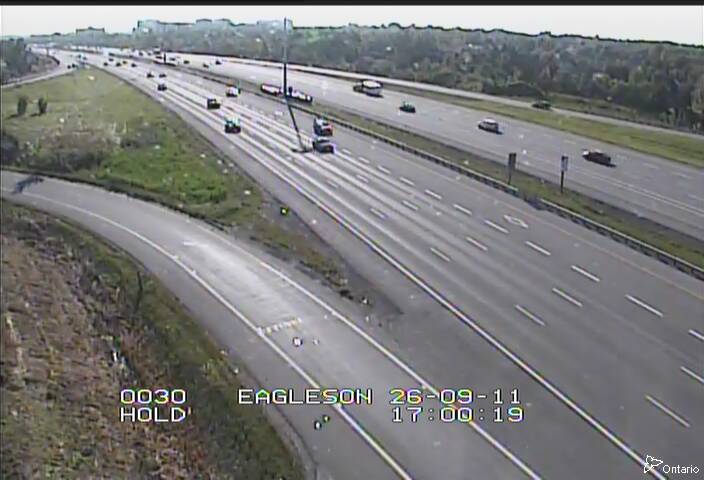 highway-417-near-eagleson-road-1789146290.jpg
