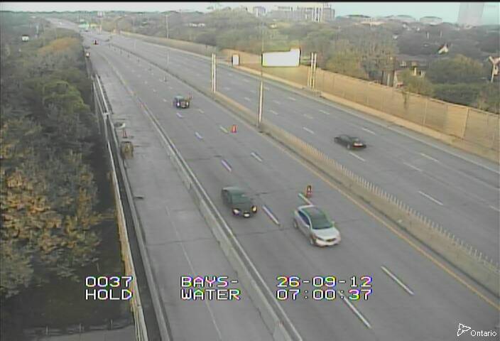 highway-417-near-bayswater-avenue-1789196598.jpg