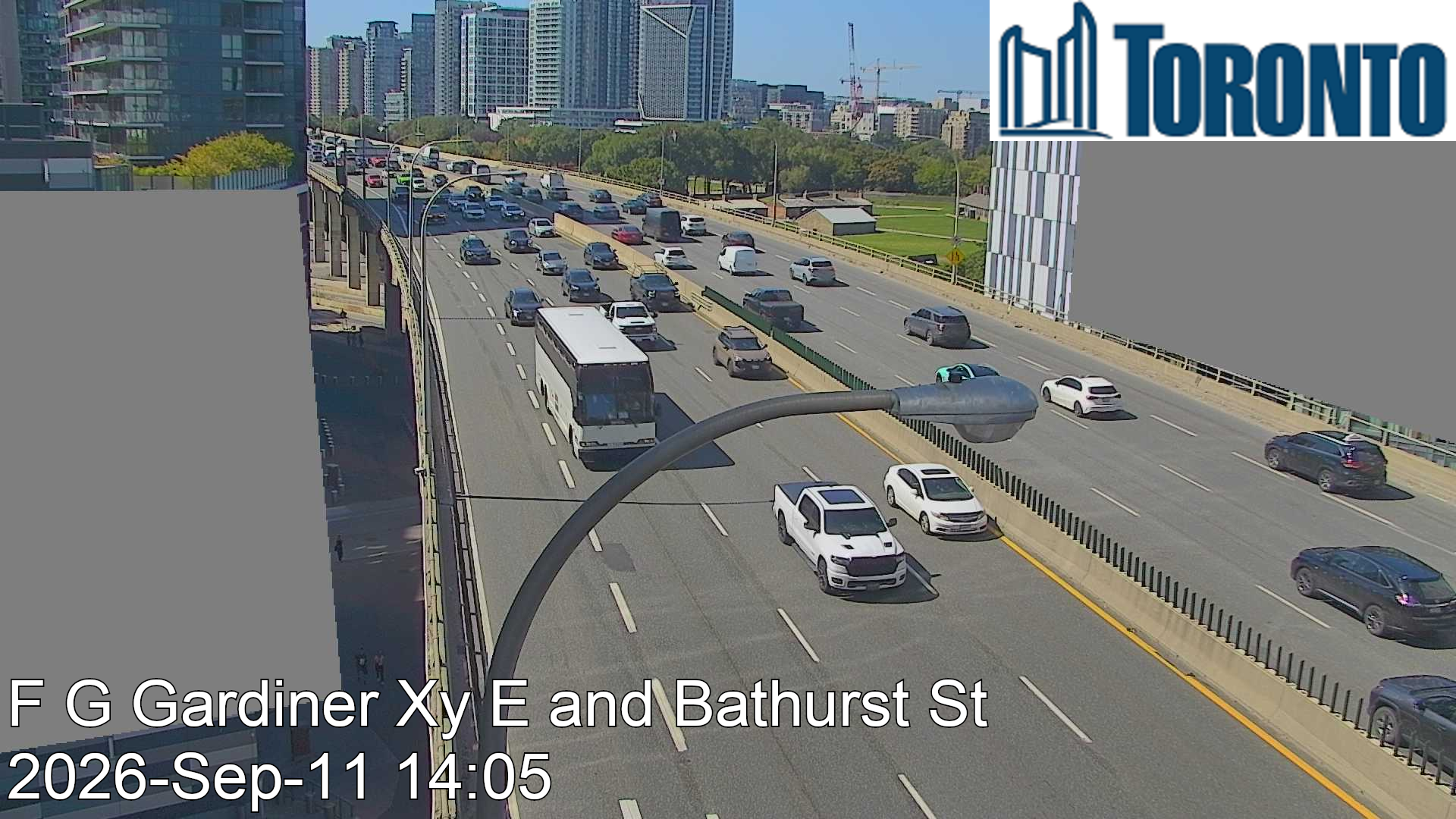 gardiner-expressway-near-bathurst-street-1789135646.jpg