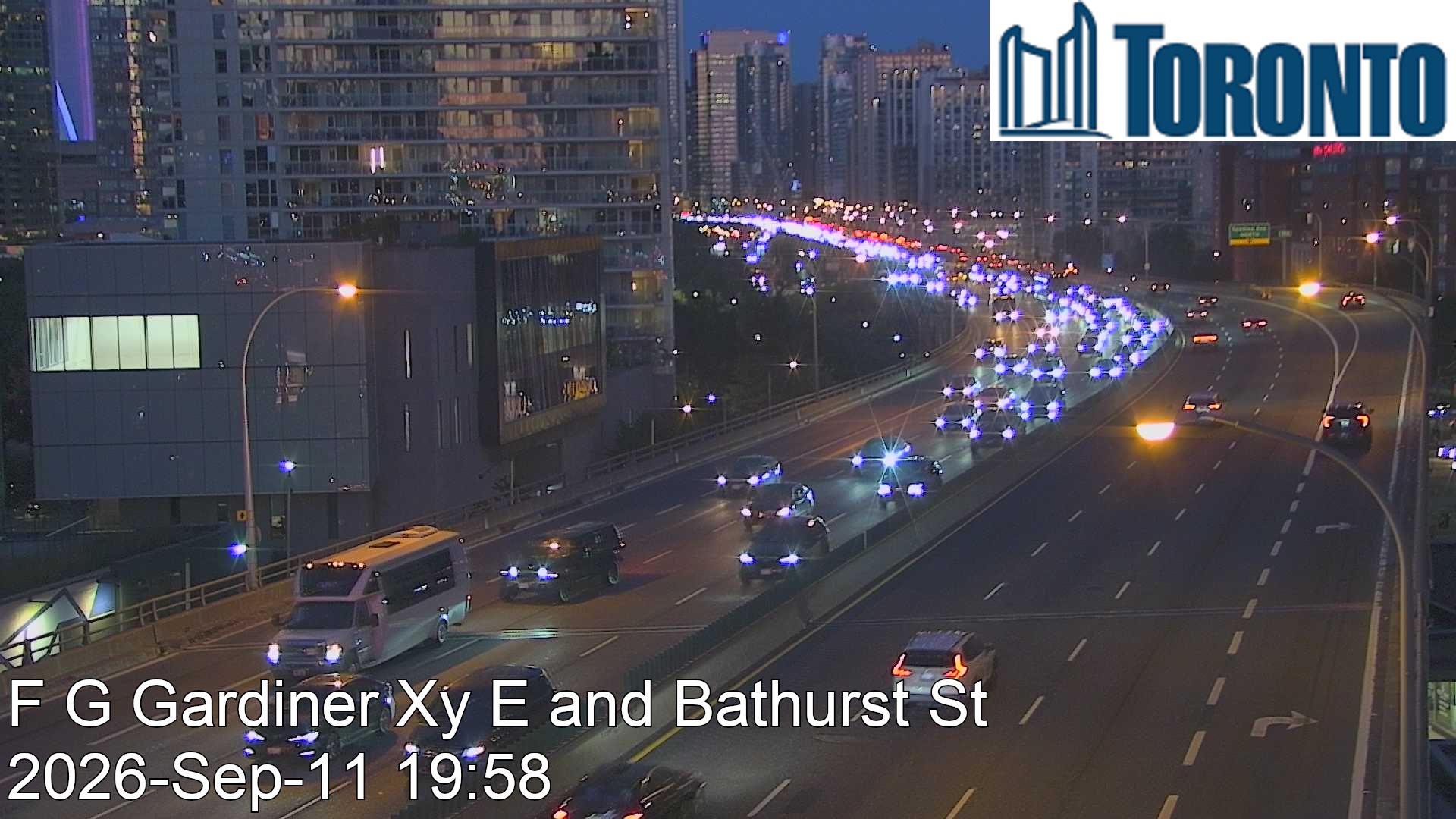 gardiner-expressway-near-bathurst-street-1789157136.jpg