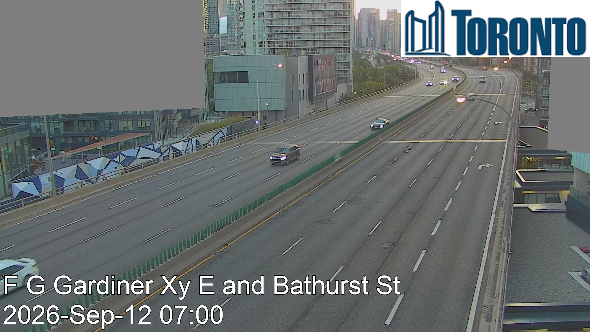gardiner-expressway-near-bathurst-street-1789196572.jpg