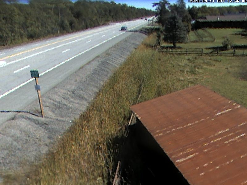 highway-17-at-menard-crescent-1789131833.jpg