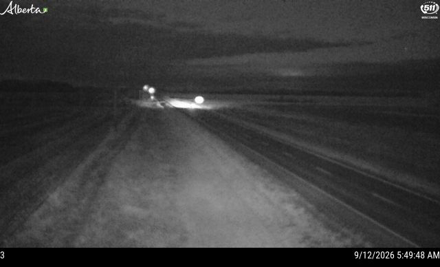 hwy-88-20km-north-of-fort-vermilion-1789200031.jpg