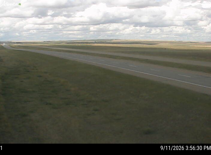 hwy-4-north-of-coutts-1789149699.jpg