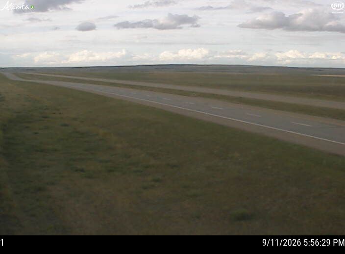 hwy-4-north-of-coutts-1789156880.jpg