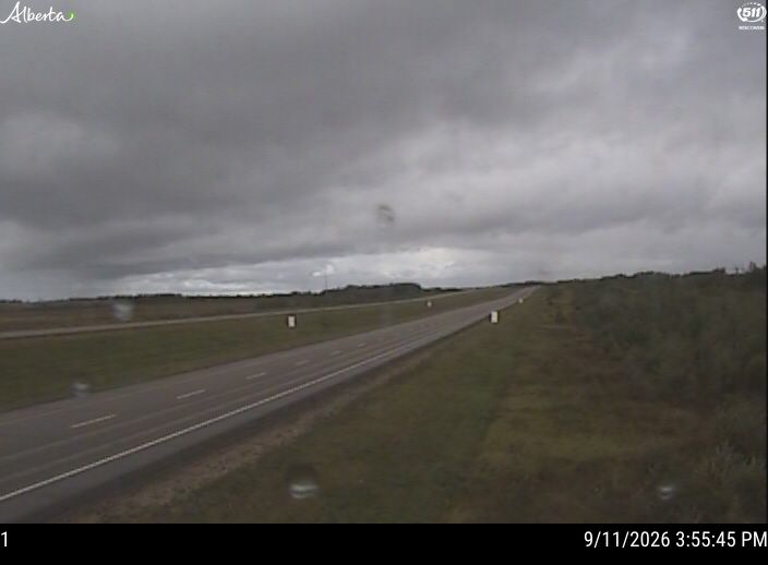 hwy-63-approx-94km-s-of-fort-mcmurray-near-mariana-lake-1789149692.jpg