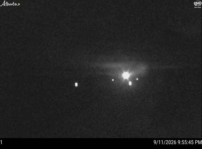 hwy-63-approx-94km-s-of-fort-mcmurray-near-mariana-lake-1789171257.jpg