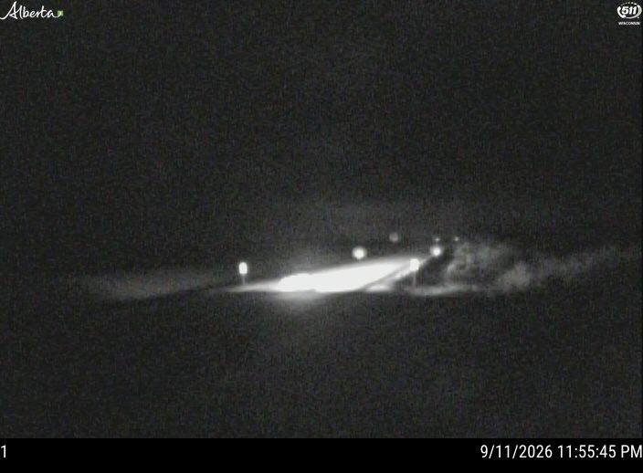 hwy-63-approx-94km-s-of-fort-mcmurray-near-mariana-lake-1789178433.jpg