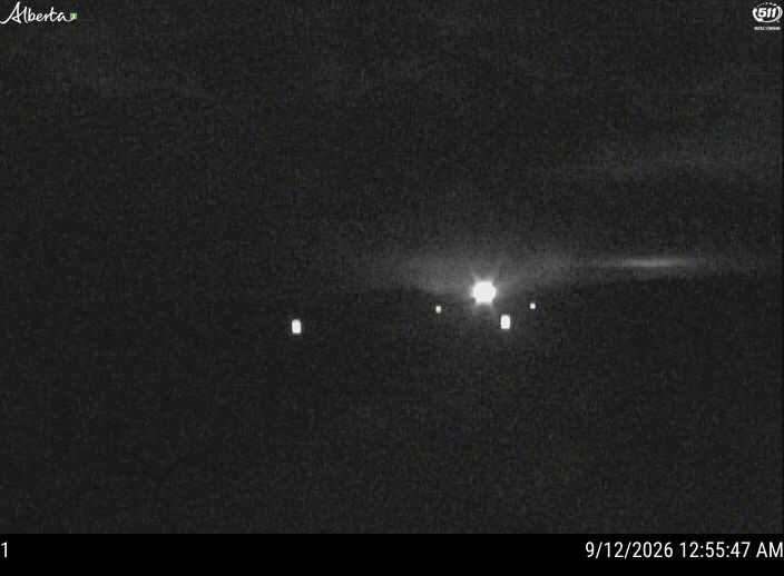 hwy-63-approx-94km-s-of-fort-mcmurray-near-mariana-lake-1789182040.jpg
