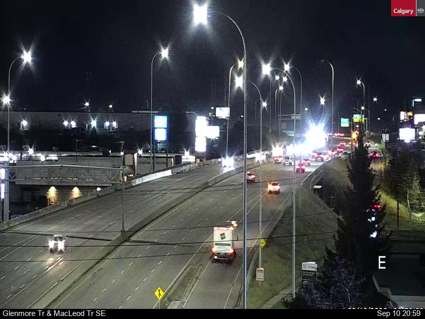 glenmore-trail-macleod-trail-s-1789081243.jpg