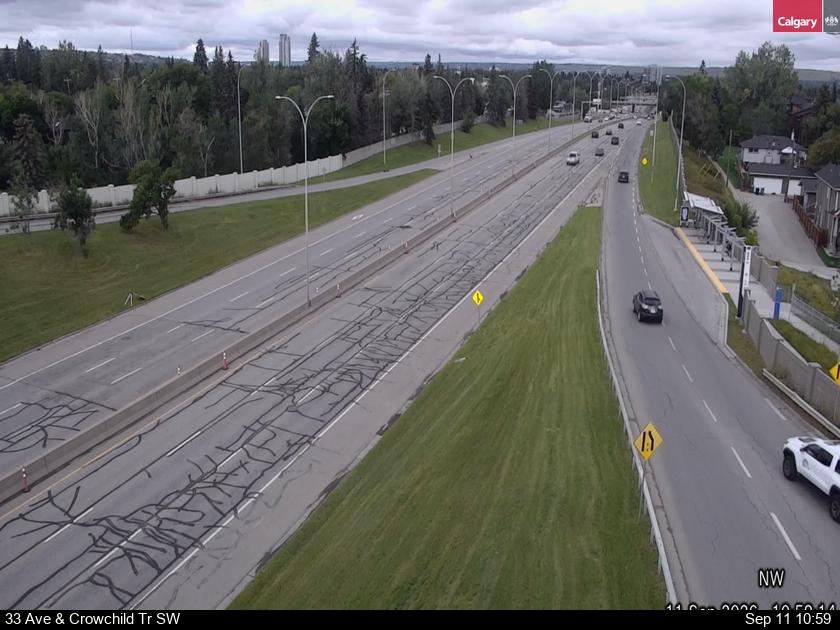 33-avenue-crowchild-trail-sw-1789131635.jpg