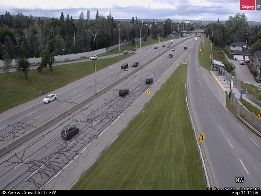 33-avenue-crowchild-trail-sw-1789146036.jpg